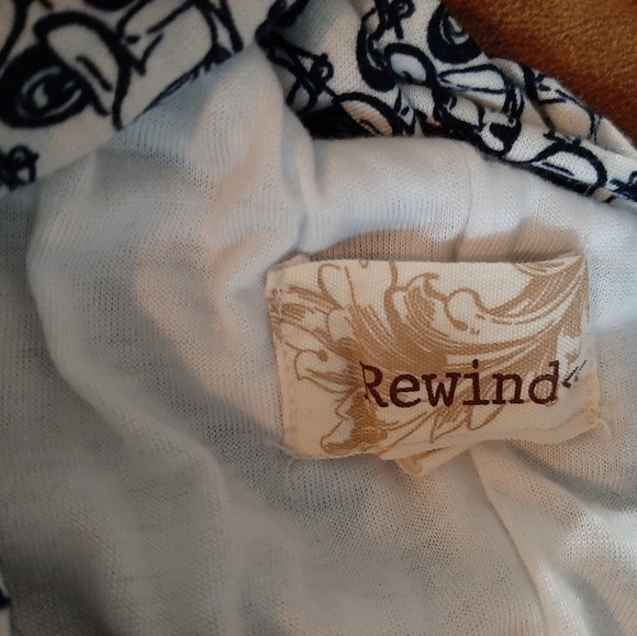 Romper - Picture 2 of 3